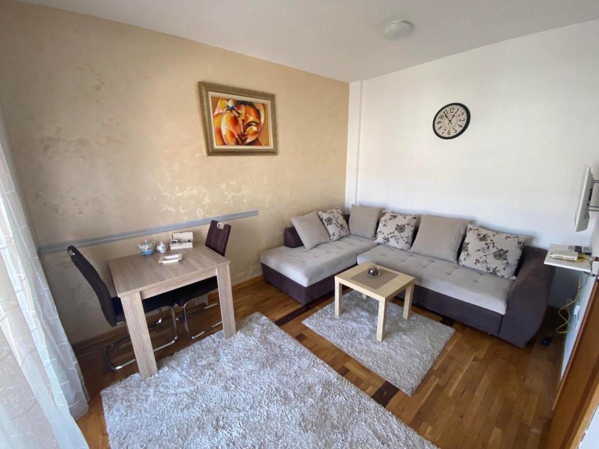 Apartman Bojanic Appartement Podgorica Buitenkant foto