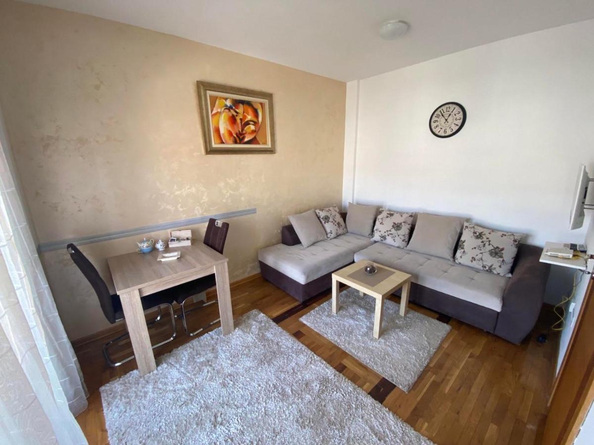 Apartman Bojanic Podgorica Buitenkant foto